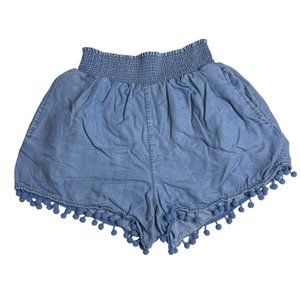 Francesca’s tgla chambray shorts medium blue pom pom